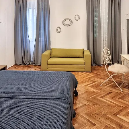 Zlatica Ferienhaus *