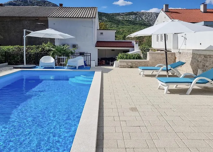Zlatica Casa de Férias